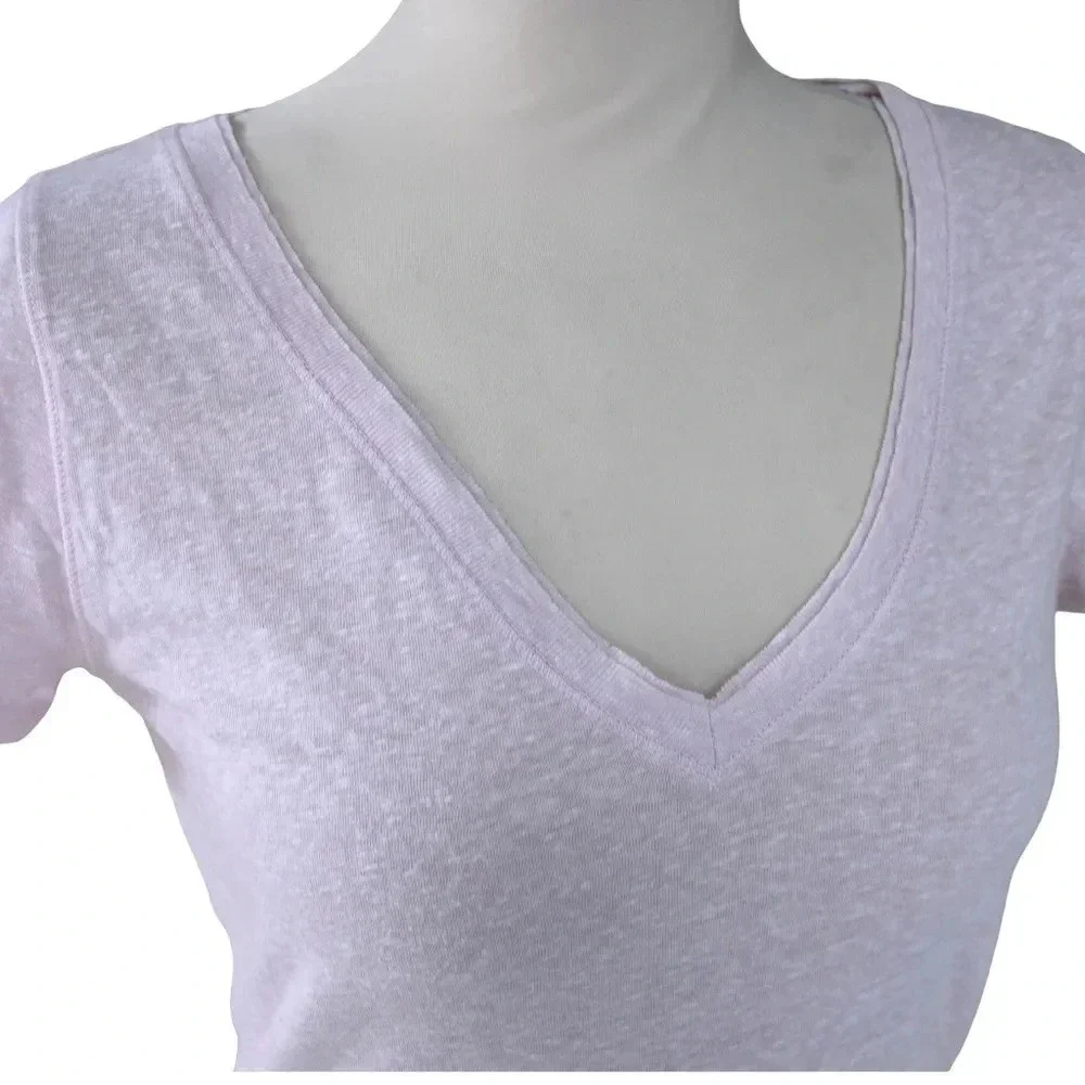 Abercrombie & Fitch || Soft Sheer Baby Tee Light Pink Slub V Neck Moose Preppy M